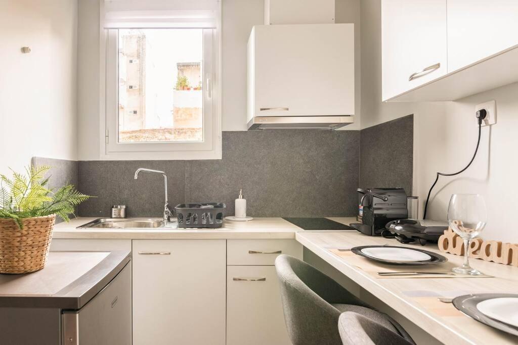 Stylish And Near Acropolis - Avdi Square